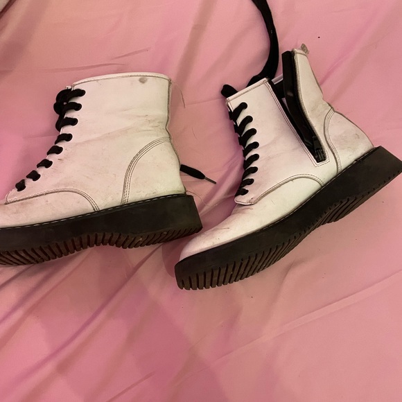 White Combat Boots - Picture 1 of 1